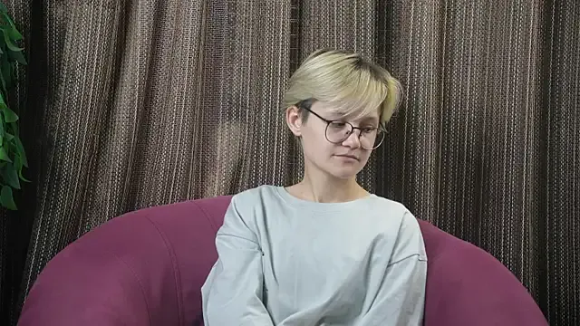 MargertDoyen – webcam model profile photo